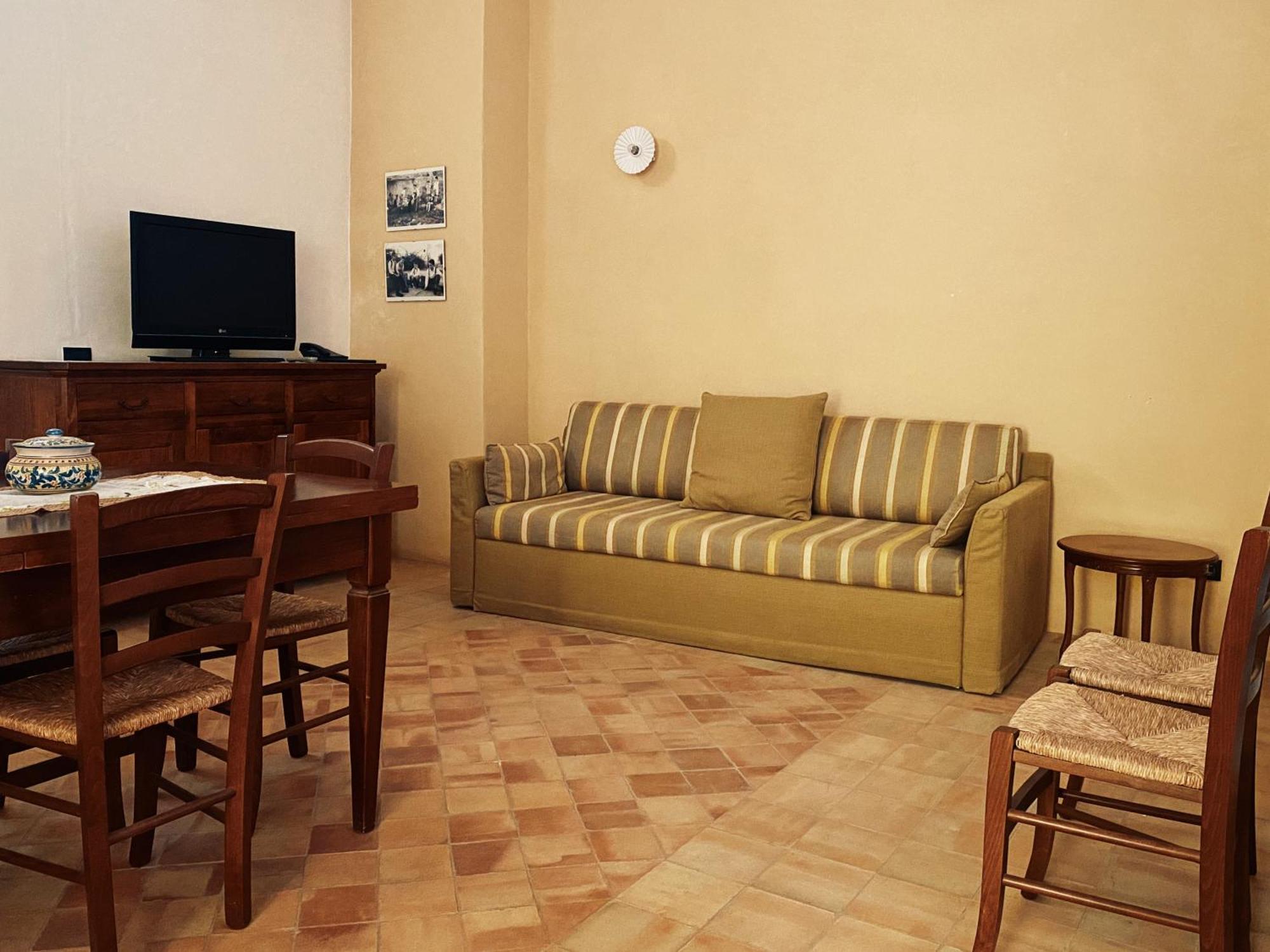 Palazzo Gambuzza Aparthotel Ispica Quarto foto