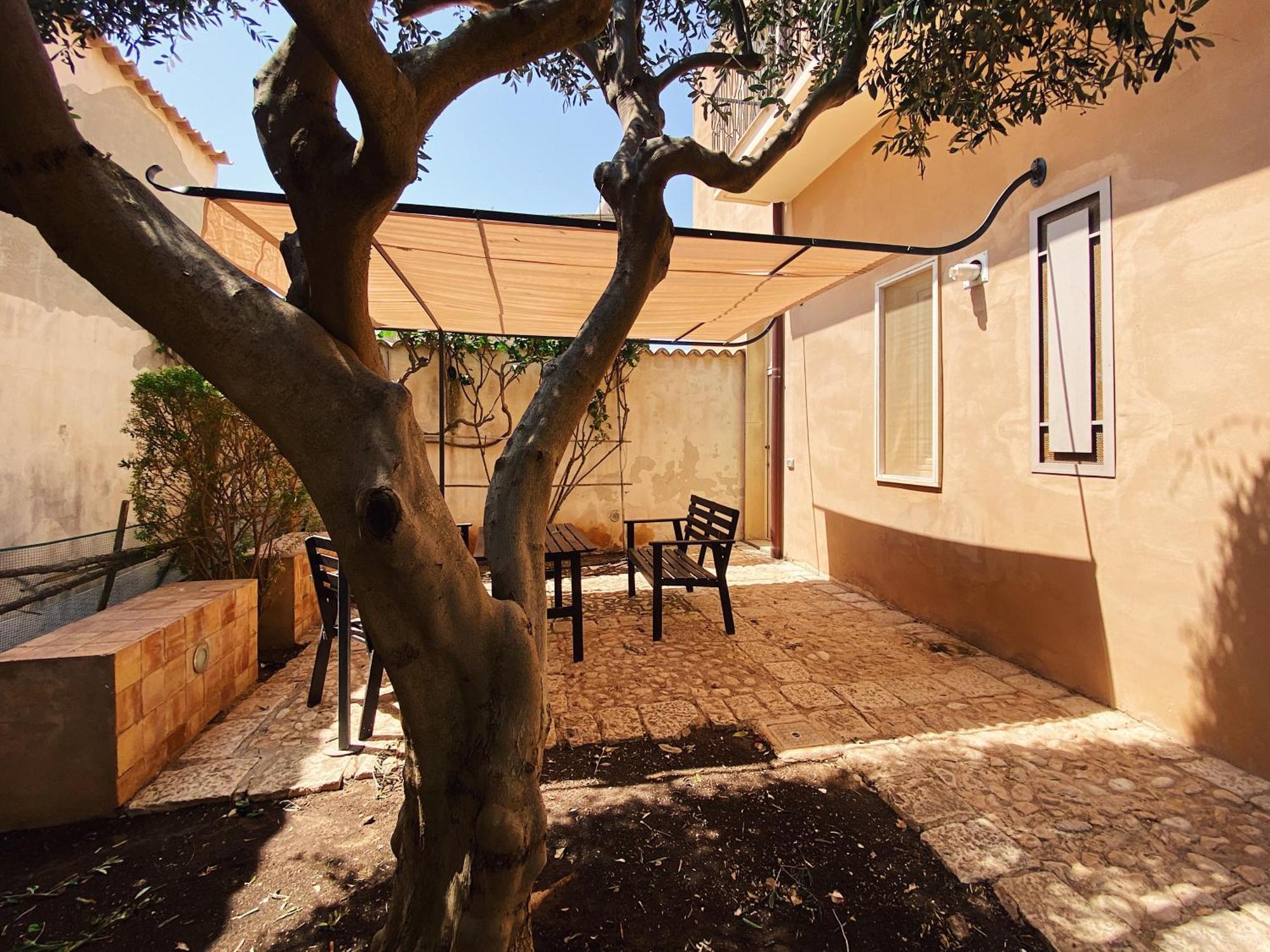 Palazzo Gambuzza Aparthotel Ispica Quarto foto